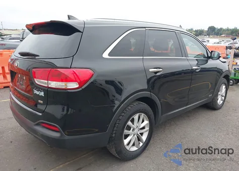 2017 Kia Sorento 2.4L Lx z USA, uszkodzony, nr VIN 5XYPGDA3XHG302704